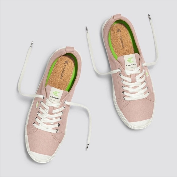 Cariuma Oca Low Canvas Sneakers in Rose - Picture 1 of 14